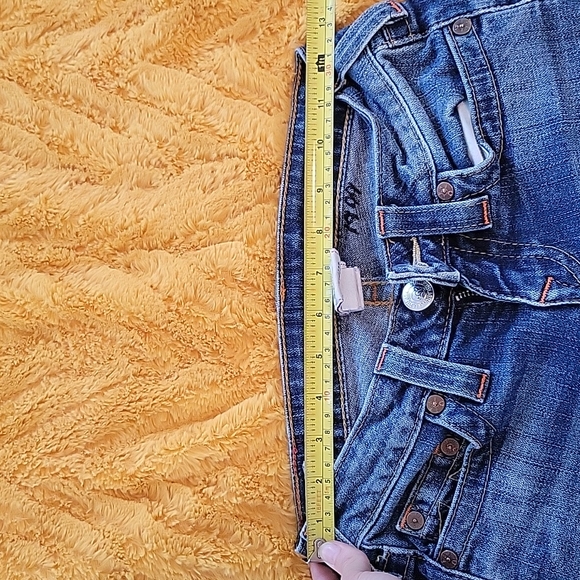 True Religion Cropped Jeans - Picture 7 of 8